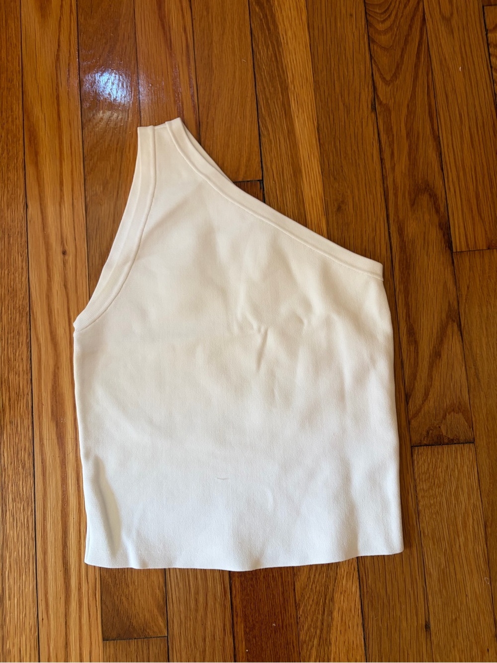 Alice + Olivia Cream One-Shoulder Tank Top